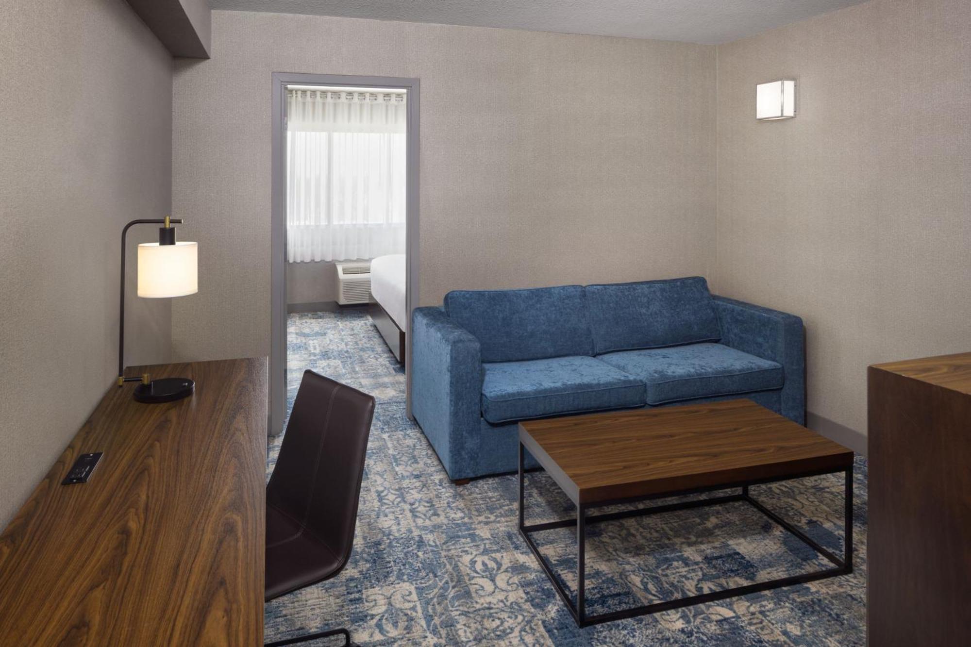 Four Points By Sheraton Edmonton South Ngoại thất bức ảnh