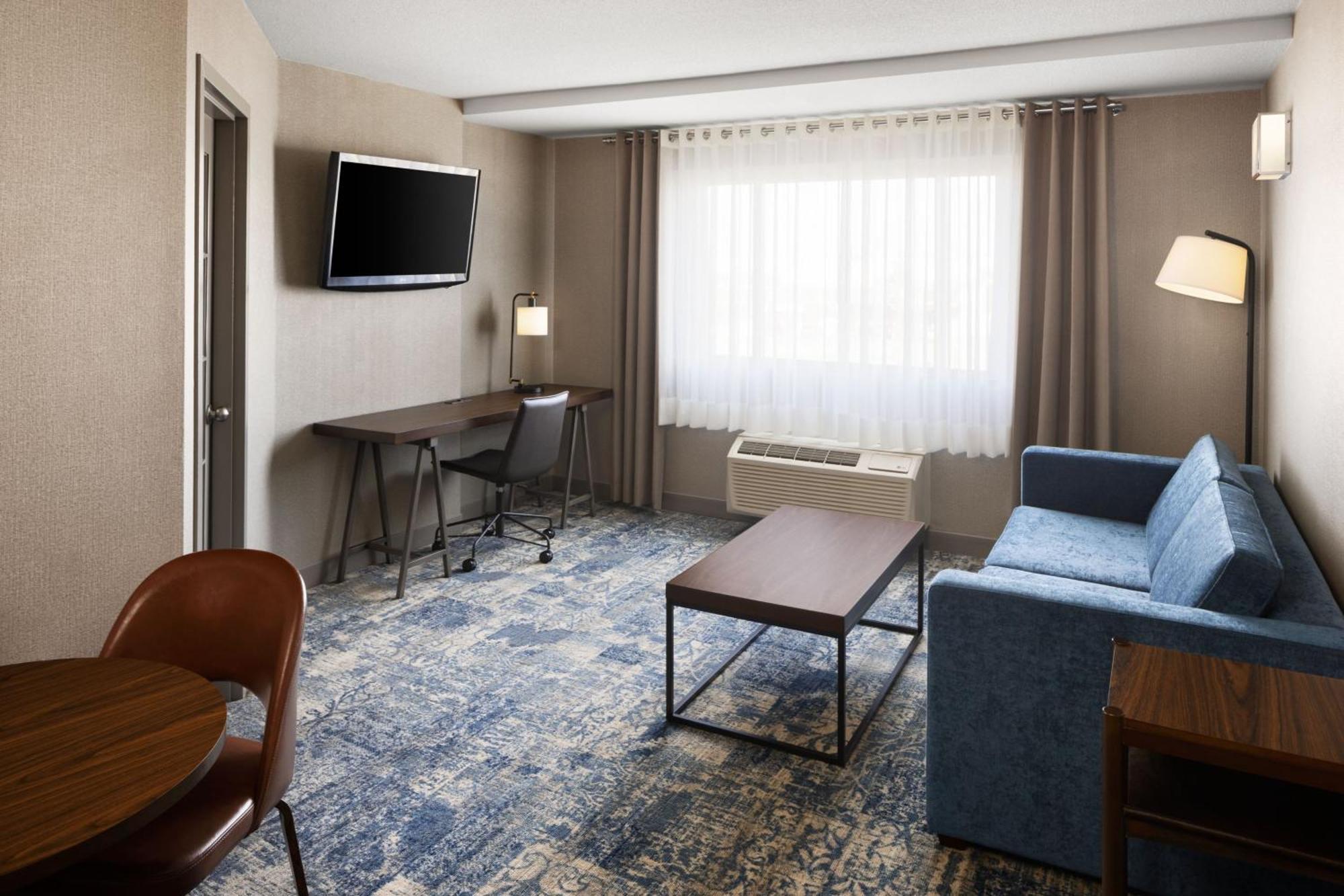 Four Points By Sheraton Edmonton South Ngoại thất bức ảnh