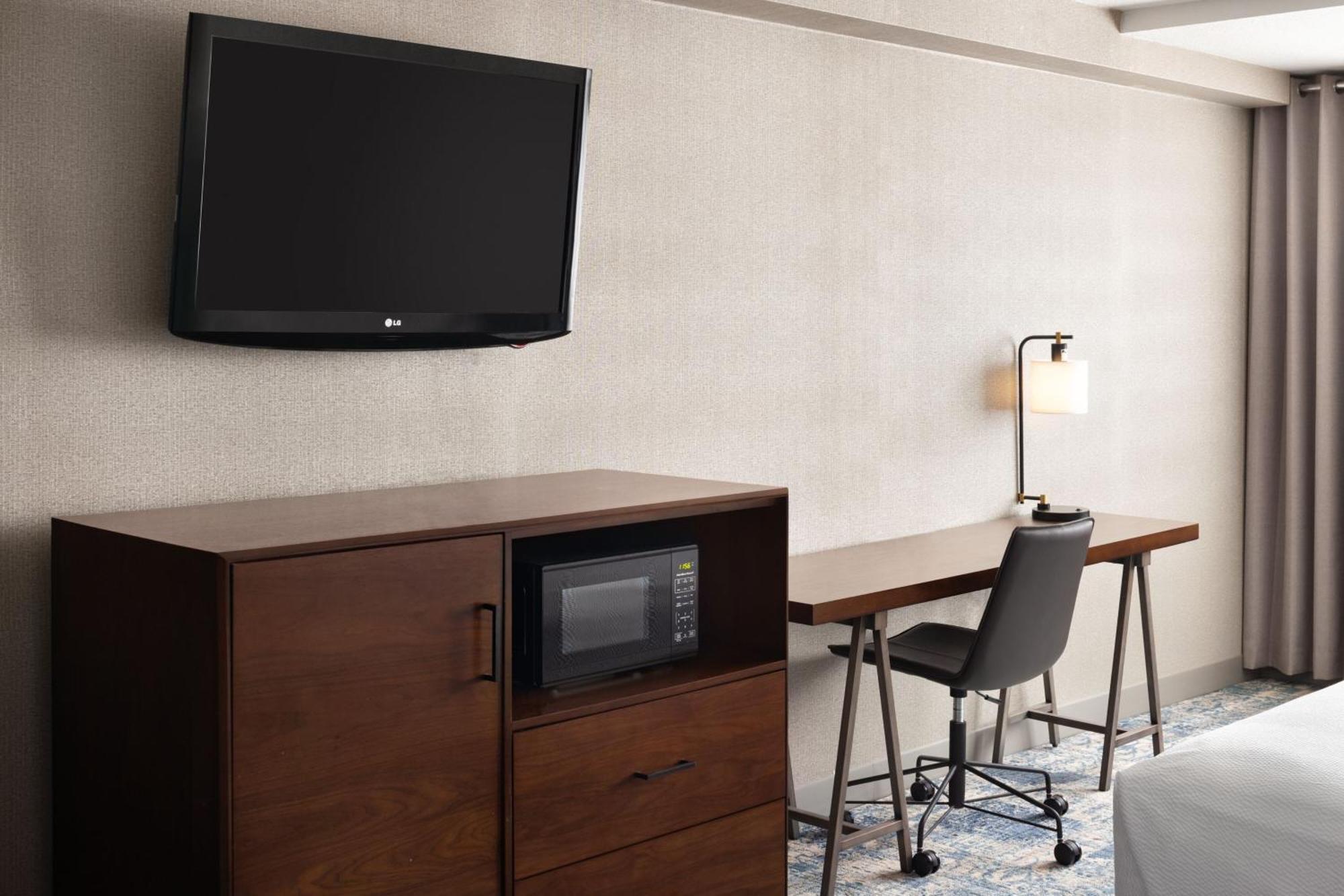 Four Points By Sheraton Edmonton South Ngoại thất bức ảnh