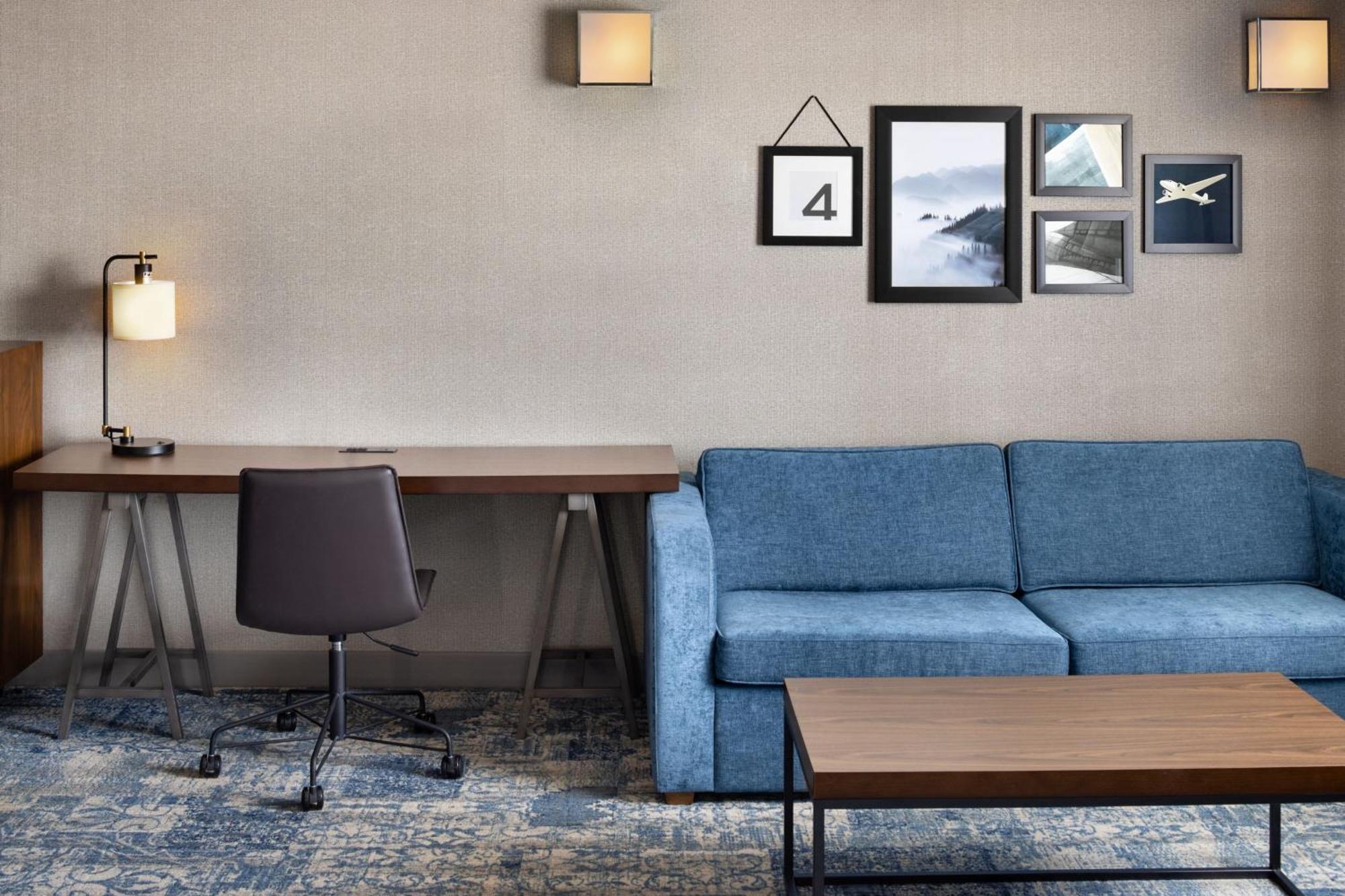Four Points By Sheraton Edmonton South Ngoại thất bức ảnh