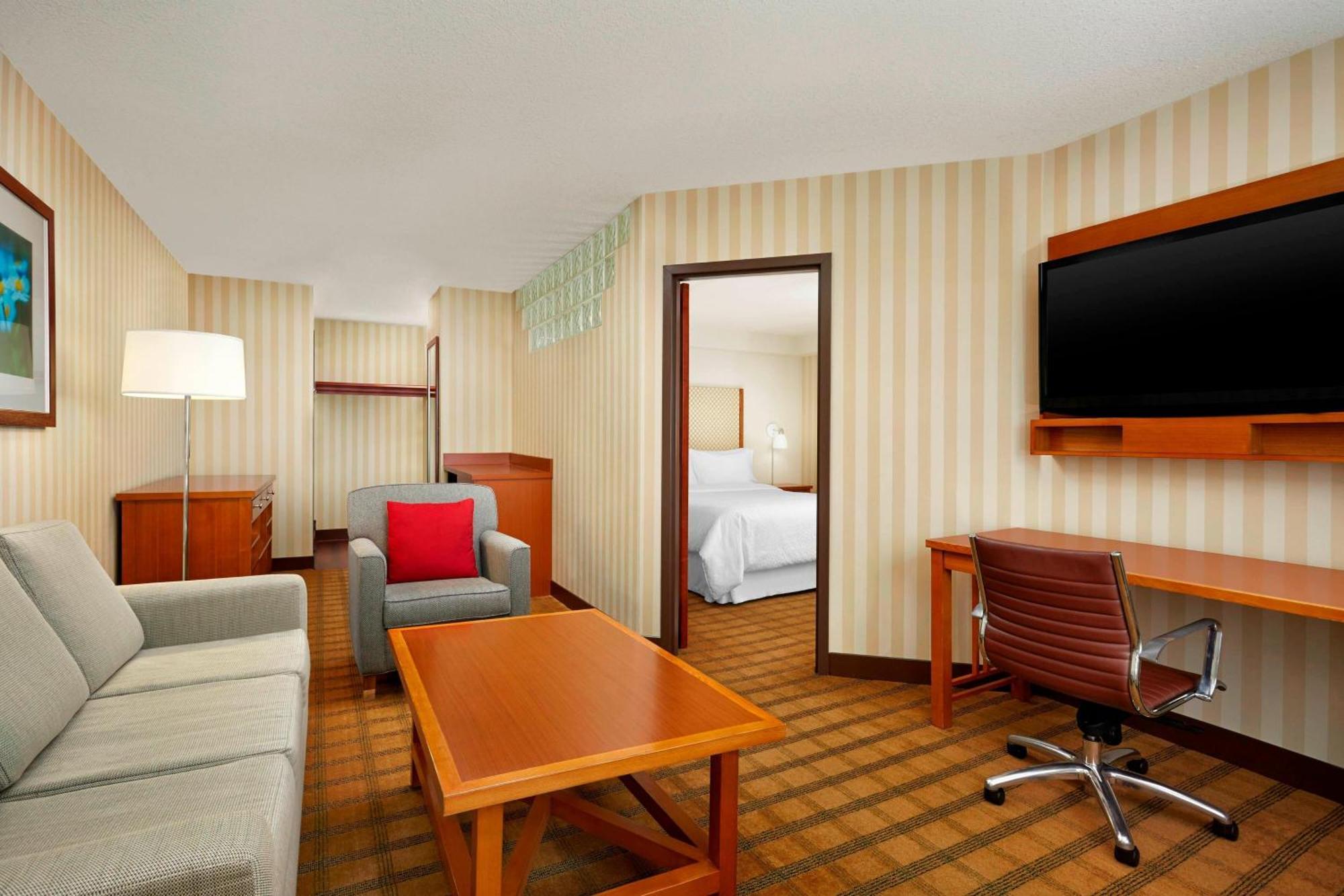 Four Points By Sheraton Edmonton South Ngoại thất bức ảnh